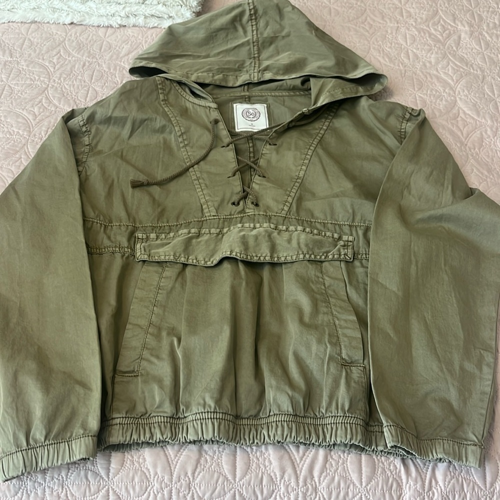 So, hoodie size M